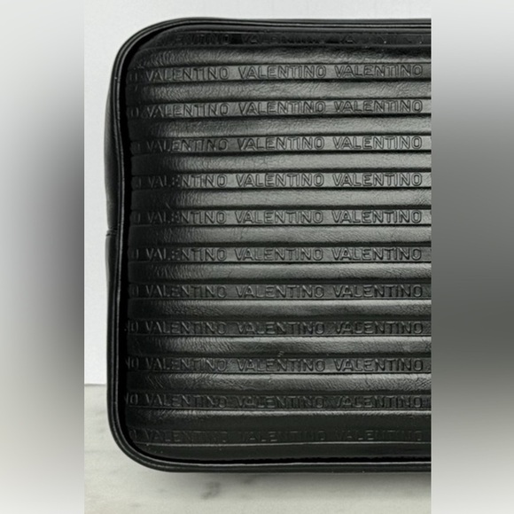 Mario Valentino Black Leather Travel Clutch Toiletry Pouch Bag - Picture 2 of 10